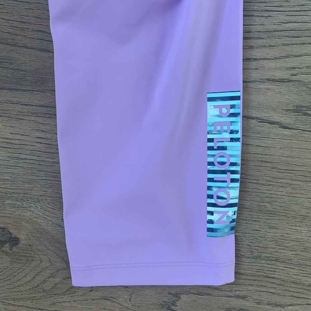 Peloton‎ Essential Mid-Rise Capri - Size XL - Purple - NWT - Picture 6 of 12